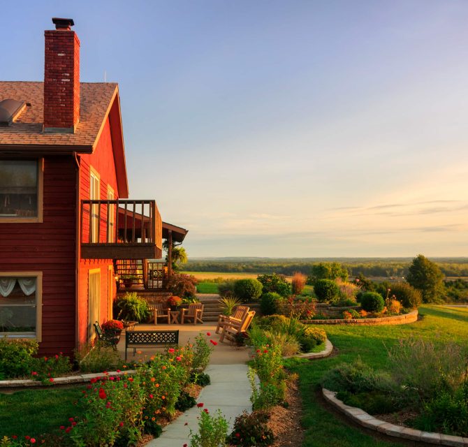 Kansas Bed And Breakfast | Inn & Restaurant By Kansas City